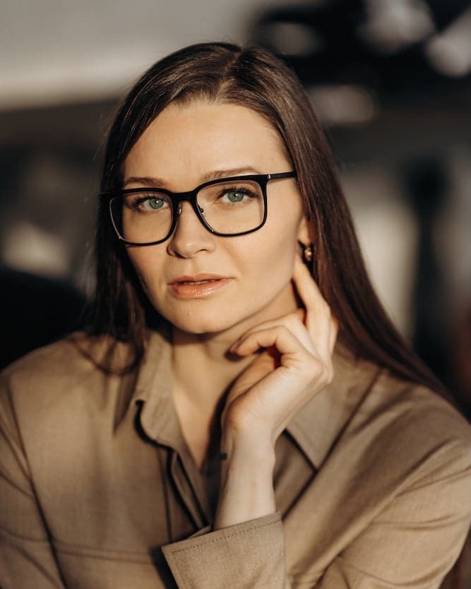 Александра Молнар, автор Метамодели личности